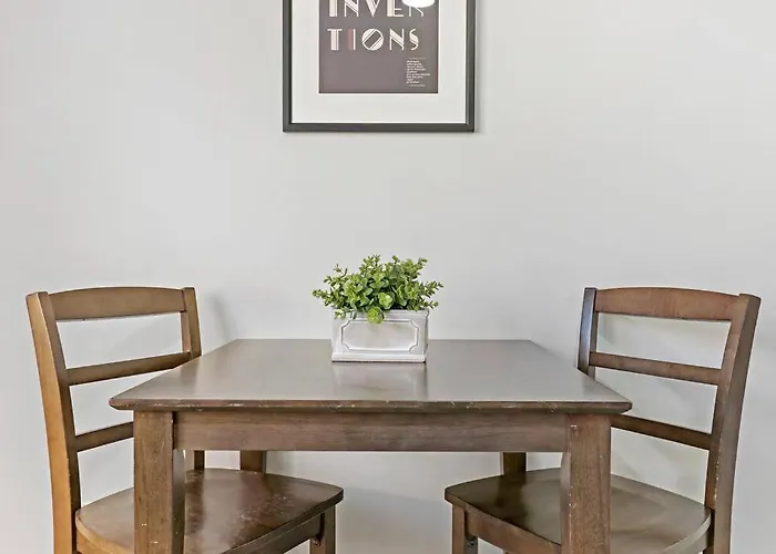 Appealing 1br In Portage Park - Montrose 2s Apartment Chicago
